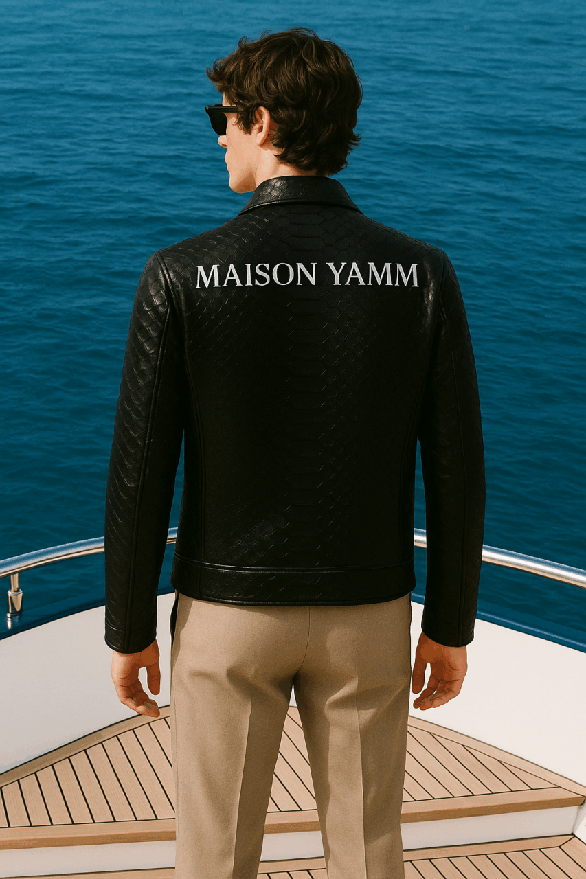 Mannequin porte la Veste Black Reptile YAMM Genève