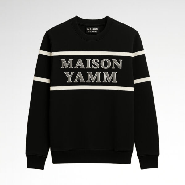 Pull noir Maison YAMM face avant logo brodé