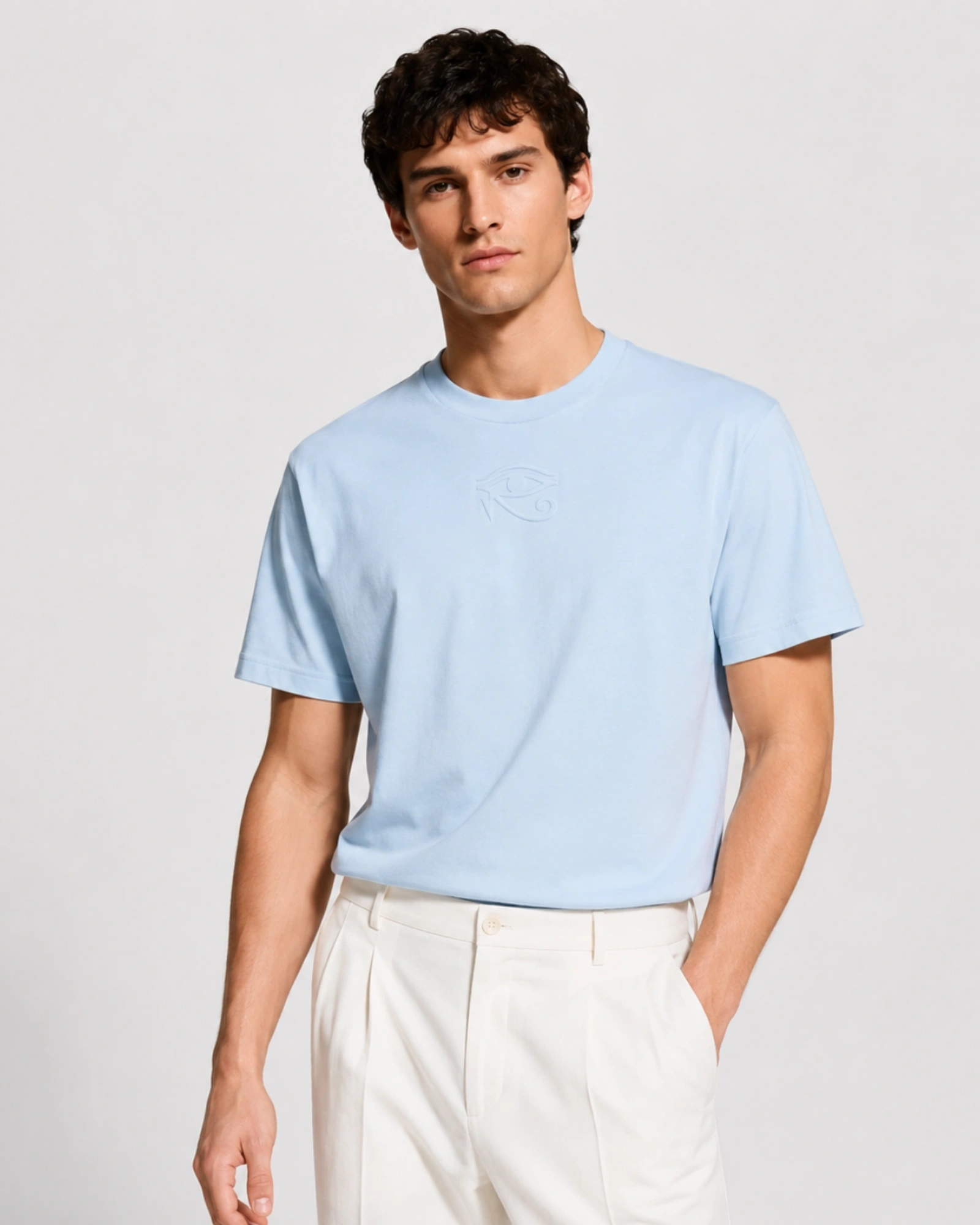 Tee-shirt embossé