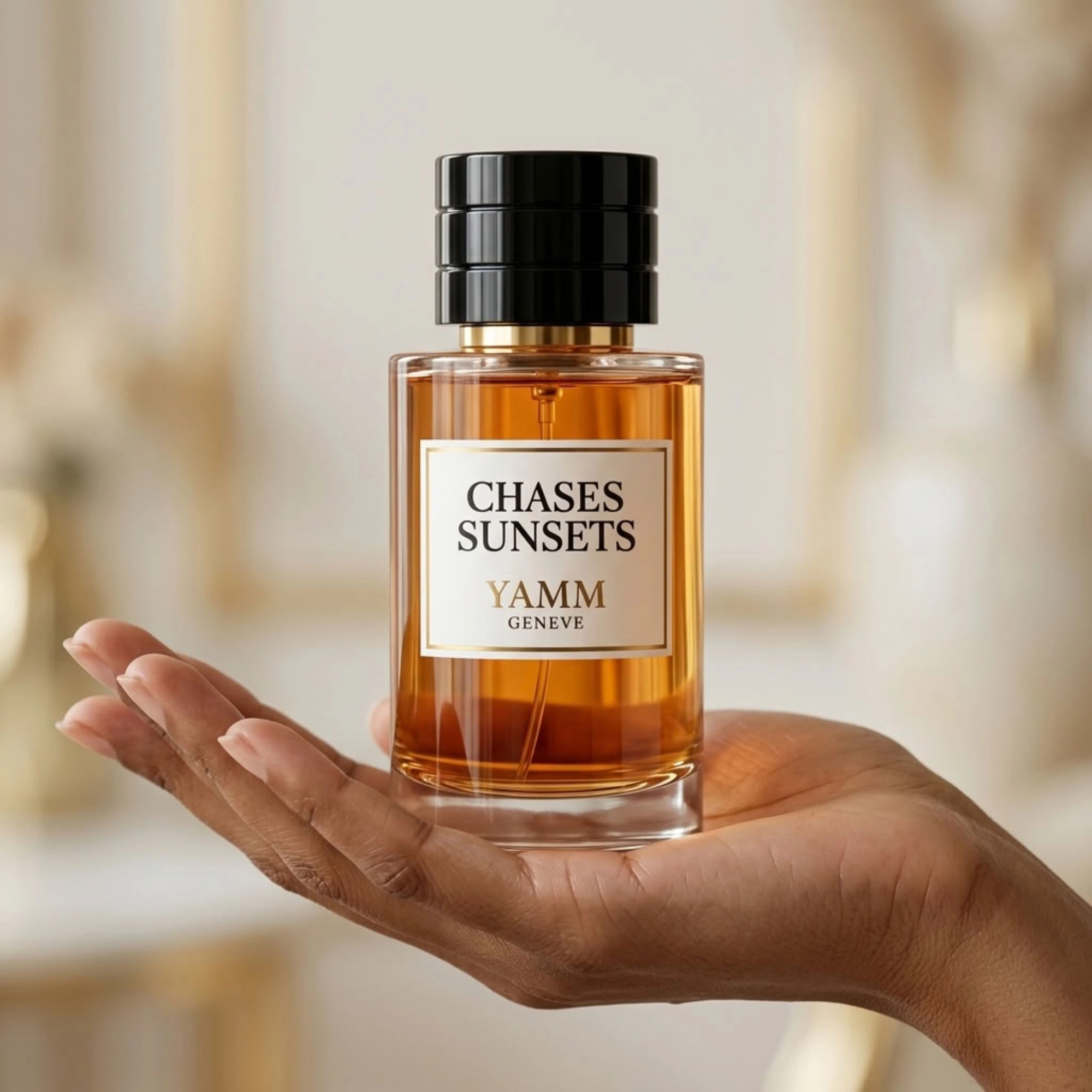 Chases Sunsets extrait de parfum mixte YAMM Genève inspiré de Chasing Sunsets aux notes de tête Mangue, Cardamome du Guatemala, cœur Tubéreuse, Notes solaires et fond Bois de santal, Vanille visuel 07